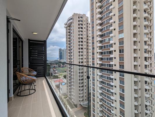 Functionalist 1BR in San Francisco