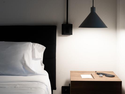 Enchanting  Loft w/ Splendid Balcony in Vibrant Laureles