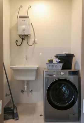 Glorious 1BR w/ Balcony in Miraflores