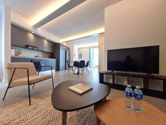 Whimsical 2BR w/ Rooftop Pool Casco Antiguo