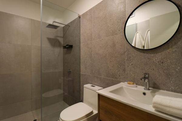 Majestic 2BR w/ Balcony in Miraflores