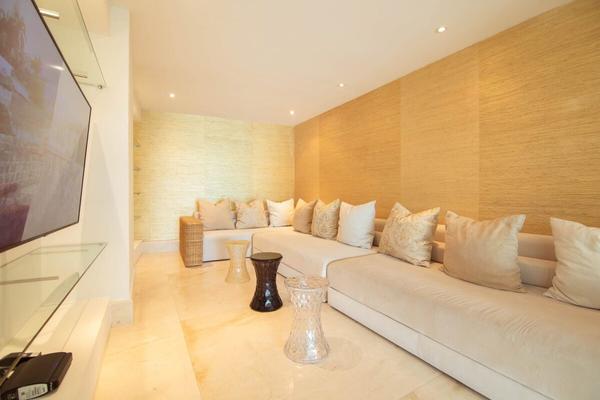 Luxury 4BR w/ Private Pool in Morros Epic