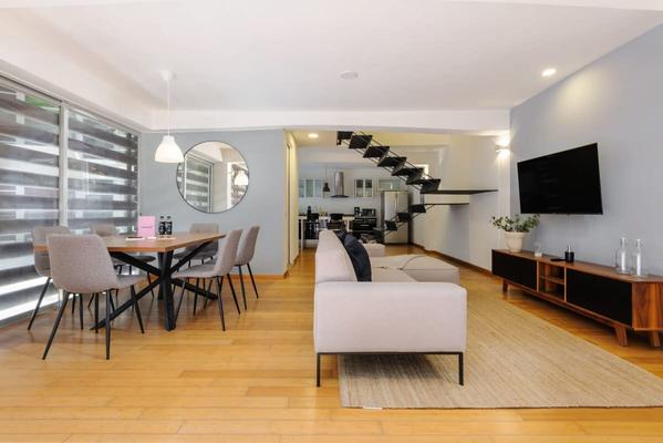 Beloved 2BR Duplex with terrace in Condesa