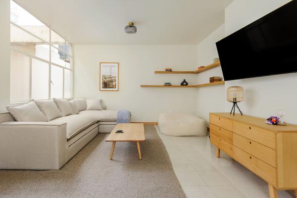 Captivating 2BR with Balcony  in Roma Norte