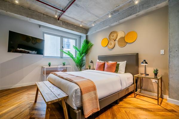 Fine 2BR in Plaza Herrera