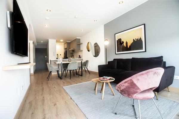 Modern 2BR with Balcony in Barranco
