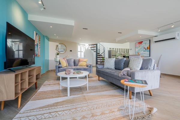 Inviting 2BR w/ Fantastic View in Panama