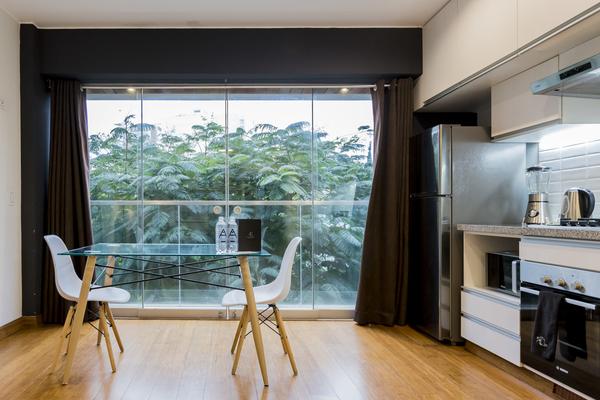 Elegant Loft Near Boardwalk in Barranco