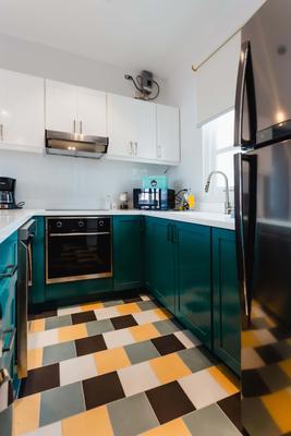 Refined 2BR w/ Balcony in Panama