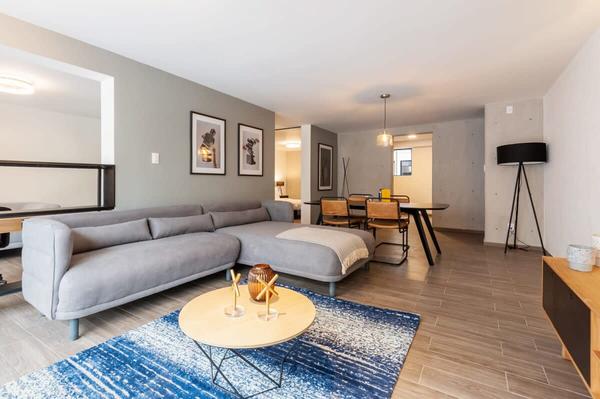 Vibrant  2BR in Parque España