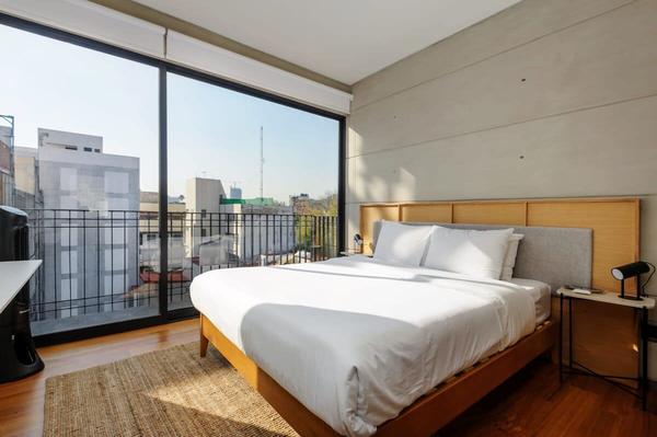 Broad 2BR Penthouse w/ Beautiful Terrace in Condesa