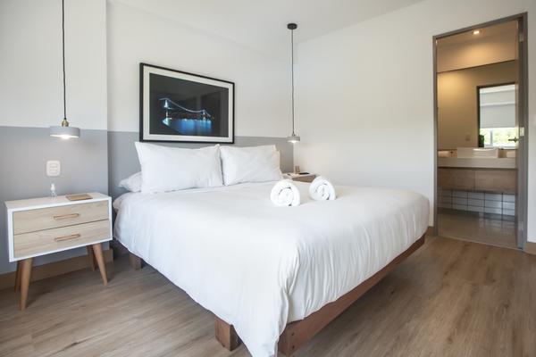 Modern 2BR with Balcony in Barranco