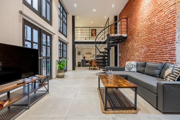 Refined Duplex in Plaza Catedral