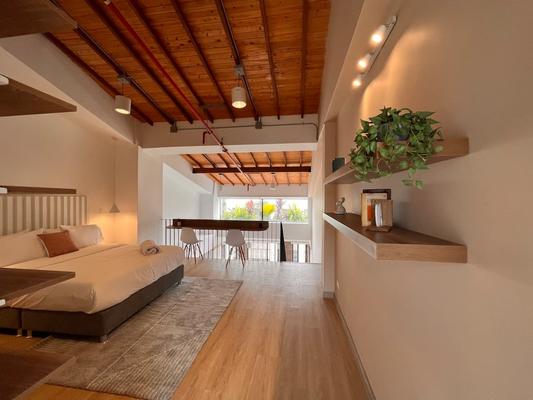 Marvelous Duplex w/ AC in Laureles