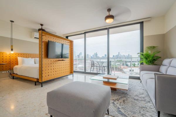 Refined 1BR in Casco Antiguo