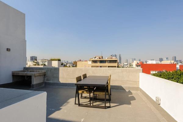 Broad 2BR Penthouse w/ Beautiful Terrace in Condesa