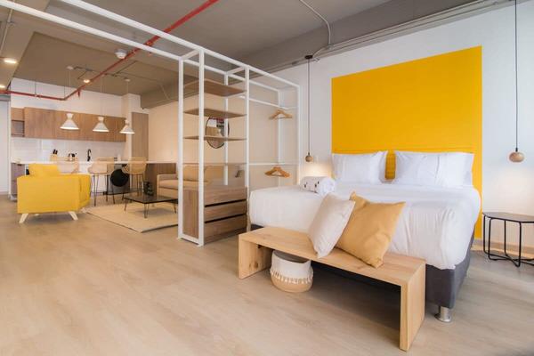 Fabulous and Comfortable Loft with AC in Laureles