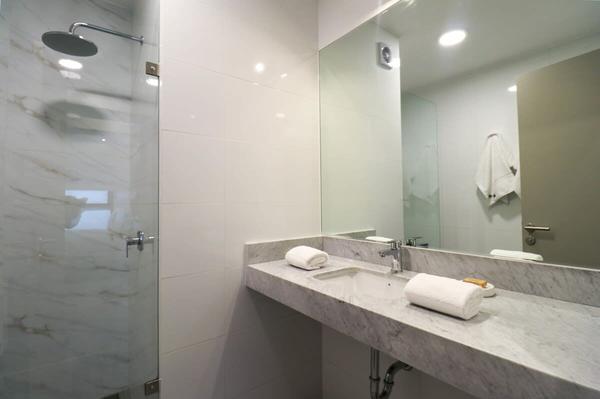 Unique 2BR with Balcony  in Miraflores